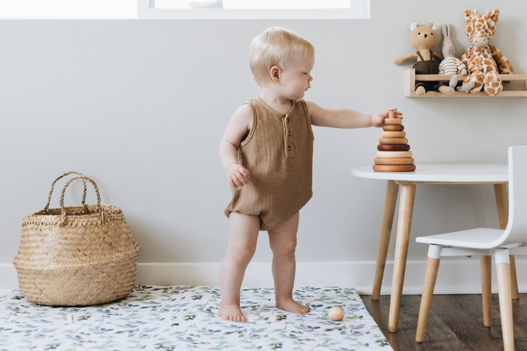 Minimalist Baby: more than just an aesthetic