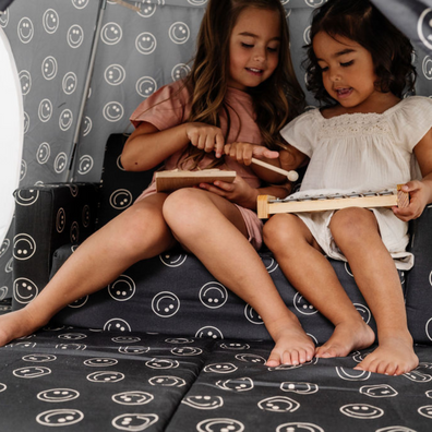 Smiles Play Tent