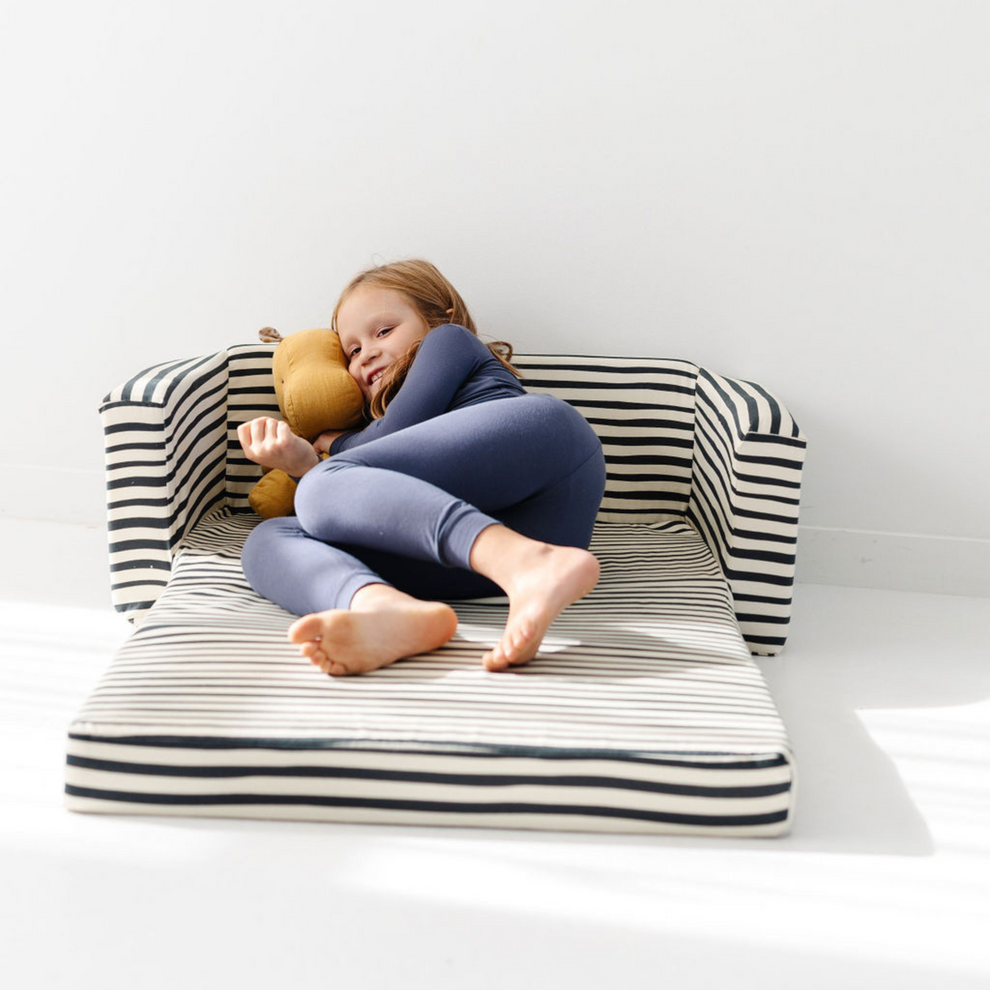 Bold Stripe Play Couch Cover
