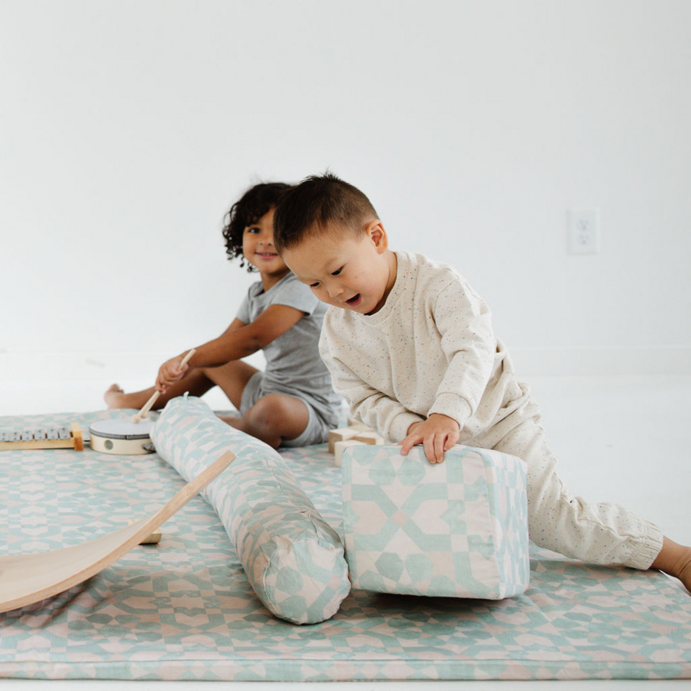 Green Tile Support Pillow